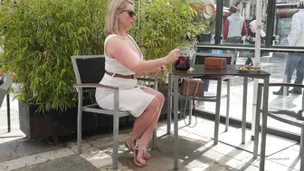 Queengf90 onlyfans Cute young lady shows big tits