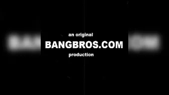 Sara Jay onlyfans Blonde babe bares her tits