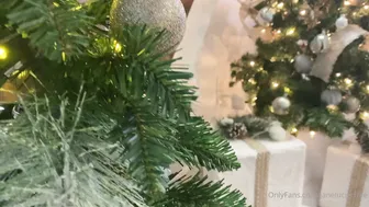 Jane Lucier onlyfans Bitch in mask having fun in fries