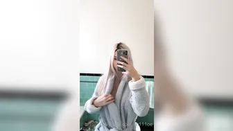 Chloe Spencer aka Ch111oe onlyfans Little bitch screaming in the chair