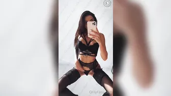 Anastasia Orlova aka Nessa Orlova onlyfans Morning orgasms in the shower