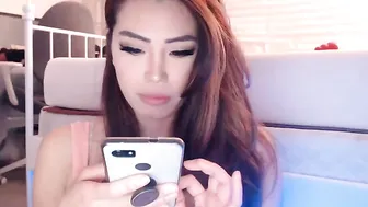 bunni_ onlyfans Beautiful female strips and jerks off