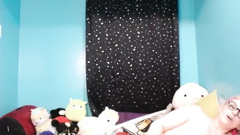 Pinky_Powers onlyfans passionately masturbating