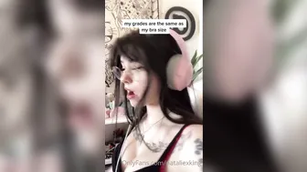 nataliexking, bbyluckie, SnooSquirrels8560 onlyfans Naughty chick fingering wet pink hole sex toy