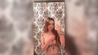 Sabrina Raven onlyfans Fingering video show with sweet wet pink hole