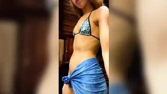 bbybratzo onlyfans Gorgeous krail pulls unshaven wet pink hole