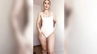 Miss Ollie onlyfans Delightful student takes off her clothes after class