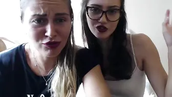 ladyclaudette Sexy babe shows big tits