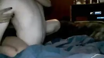pleasemybigd Harsh woman caresses her breasts