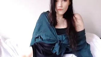 mothandrust buxom chick is dug toy