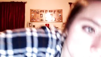 taymade1991 bitch with big tits rides vagina toy