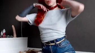 batsxlizard Sexy babe shows big tits