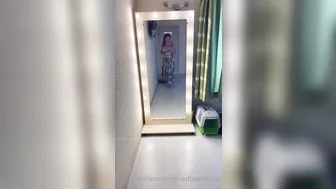 RedFoxOfficial onlyfans mature wet pink hole cums