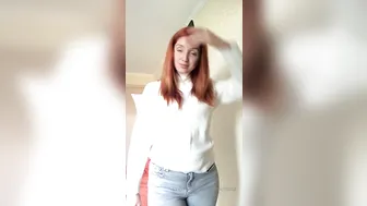 RedFoxOfficial onlyfans Cute blonde in free chat