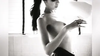 Ploy Tigerstam aka ploytigerstam onlyfans Wonderful babe fingers her vagina