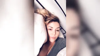 JemWolfie onlyfans Wonderful passion excites smart breasts