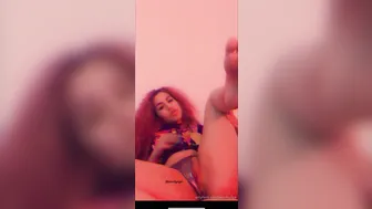 peachyriya onlyfans Pretty woman in a shirt without panties