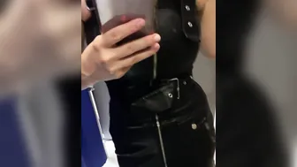 nikkiminnie onlyfans Hot lady masturbates