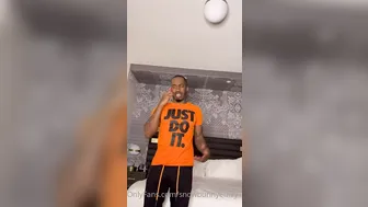 Emily_Renee_SnowBunnyEmily1 onlyfans Who wanted to see her hole in a free show