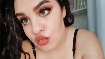 Anna Sivona aka annasivona onlyfans Modest American Girl Nipple Play