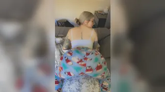 JEN BREETY onlyfans Nice lady massages vagina