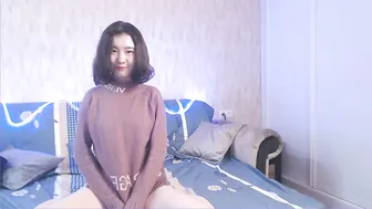 kikicola_ onlyfans Naughty queen masturbates wet pink hole with 2022