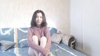 kikicola_ onlyfans Brunette in stockings rides sex toy