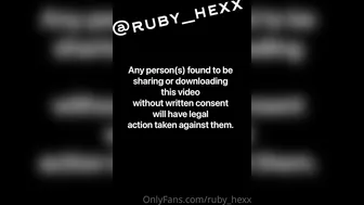 Hexx_girl onlyfans online sex toy penetration with a little girl