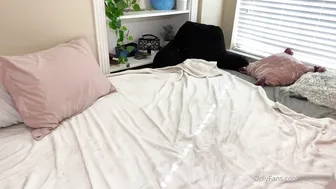 natalialuvs onlyfans scrawny whore with big lips