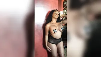 mayberrychynna1 Flexible chick heartily exercises its holes