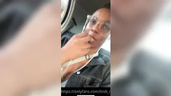 lindi_r onlyfans Blonde babe bares her tits