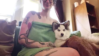 arabelleraphael Hot prostitute masturbating pussy with her hand