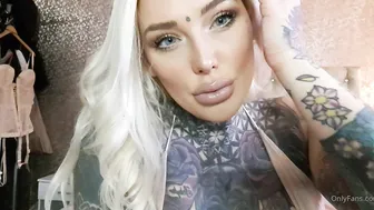 Laur_slutty_bby onlyfansen Brock aka ladylaur  juicy ass in panties