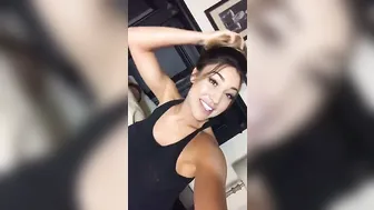 Raineyjames Naughty babe handjob pussy relish