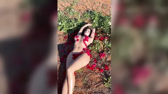 Demi Rose onlyfans Thick curvy caresses sisechki