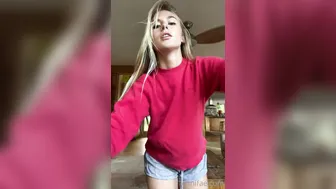 Danifae  playing with dildo