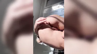 Alyssa9 Exciting bitch dancing in underwear