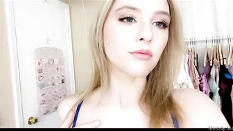 Melody Marks onlyfans Cute kralia takes off her panties and jerks off her cunt