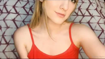 Melody Marks onlyfans  ass fucks her pussy hard