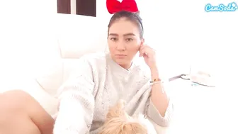 alexyferrer Fascinating chick masturbates juicy holes