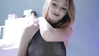 yveline  rubs her clit and fucks herself with a dildo