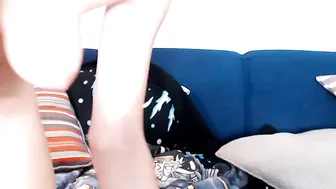 hippymia Cute blonde dancing striptease