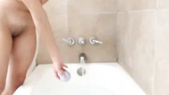 hippymia Naughty babe masturbates with her sex toy cap