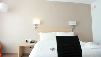 cherrycute666  legs apart pulling pussy