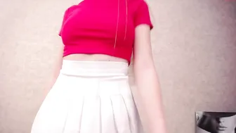 emilia_karter chaturbate Russian female erotically undressed