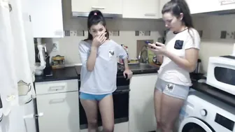 maya_and_guests chaturbate 15.02.2022 broadcast 2022