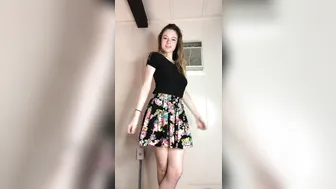 Mia Collins onlyfans Wonderful curva shows curvy shapes