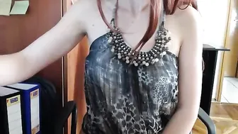 ivykittyxxx Gorgeous Curvy licks dildo