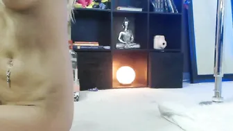 kellybarbiee Lustful Mommy Shows Charms