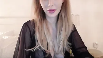 bunchofpervs Vicious shlendra fucking with a strap-on